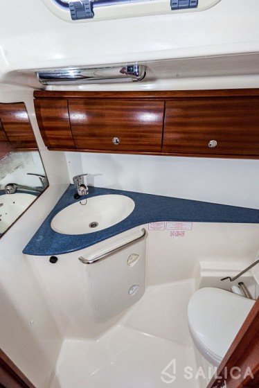 Bavaria 44 - Yacht Charter Sailica