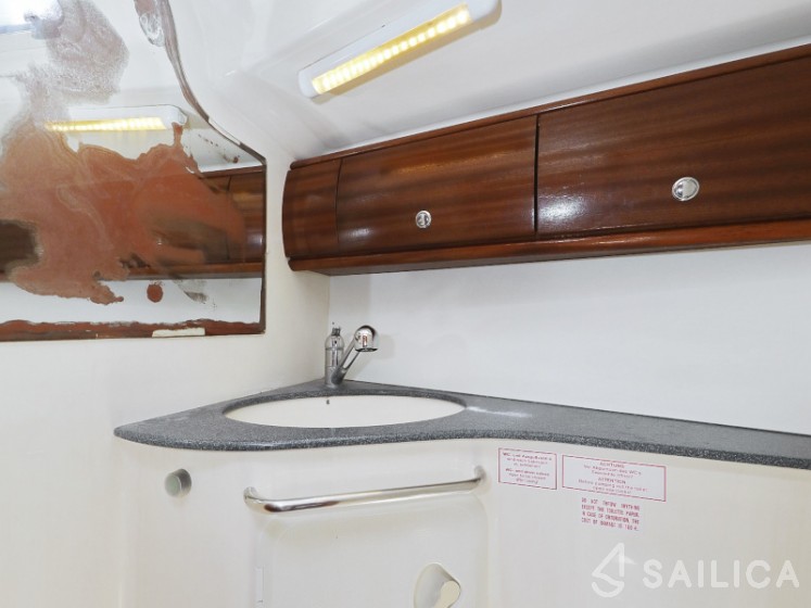 Bavaria 44 - Yacht Charter Sailica