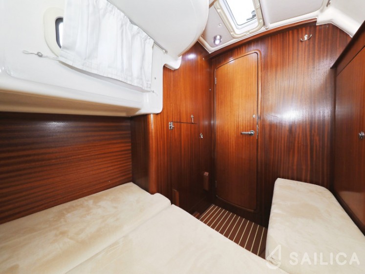 Bavaria 44 - Yacht Charter Sailica