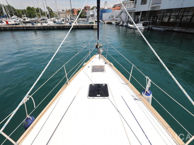 Bavaria 44 - Yacht Charter Sailica