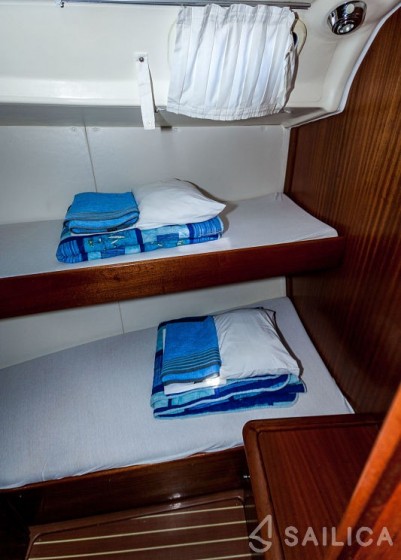 Bavaria 44 - Yacht Charter Sailica