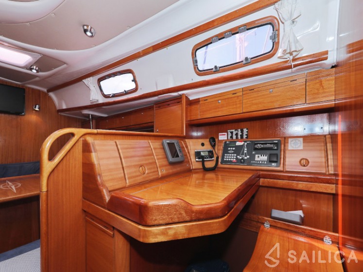 Bavaria 39 Cruiser - Yacht Charter Sailica