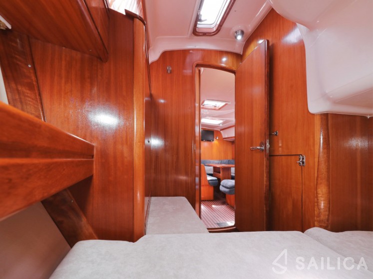 Bavaria 39 Cruiser - Yacht Charter Sailica