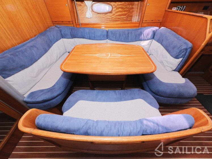 Bavaria 39 Cruiser - Yacht Charter Sailica