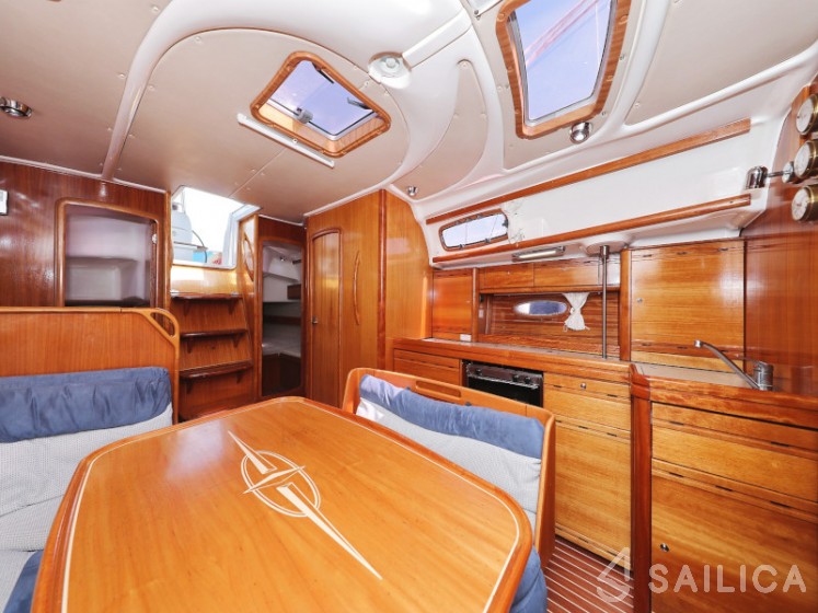 Bavaria 39 Cruiser - Yacht Charter Sailica