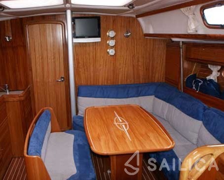 Bavaria 39 Cruiser - Yacht Charter Sailica