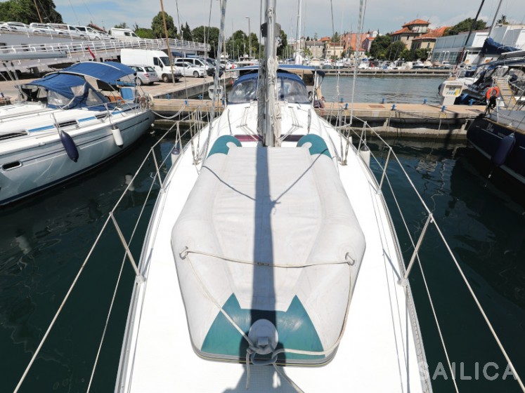 Bavaria 39 Cruiser - Yacht Charter Sailica