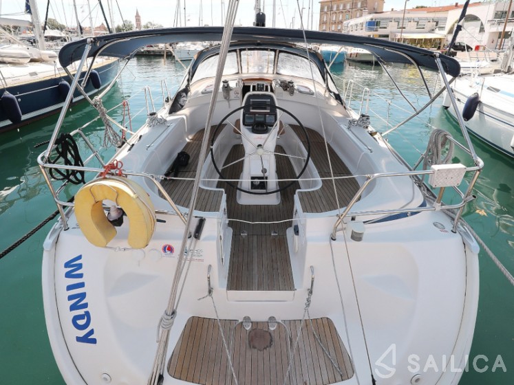 Bavaria 39 Cruiser - Yacht Charter Sailica