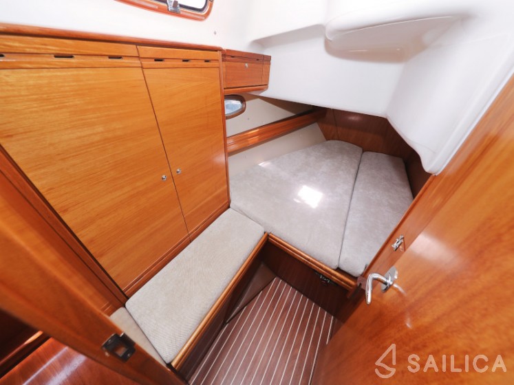 Bavaria 39 Cruiser - Yacht Charter Sailica