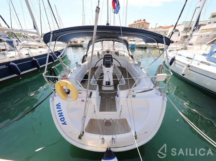 Bavaria 39 Cruiser - Yacht Charter Sailica