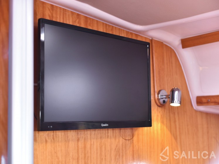 Bavaria 39 Cruiser - Yacht Charter Sailica