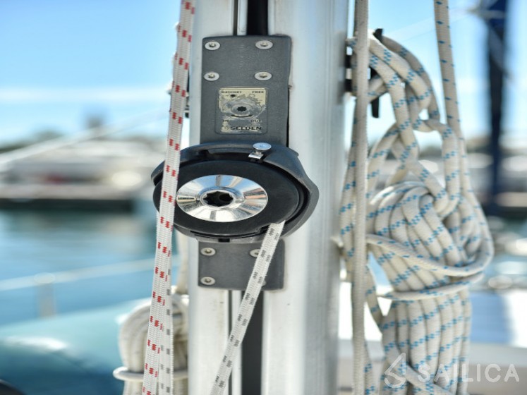 Bavaria 39 Cruiser - Yacht Charter Sailica