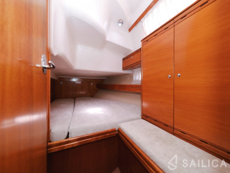 Bavaria 39 Cruiser - Yacht Charter Sailica