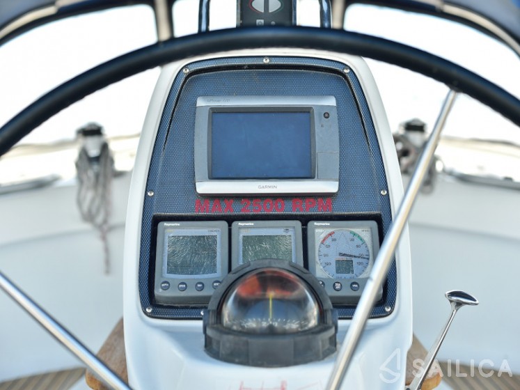 Bavaria 39 Cruiser - Yacht Charter Sailica