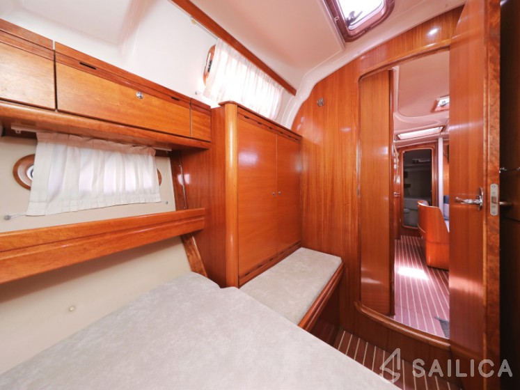 Bavaria 39 Cruiser - Yacht Charter Sailica