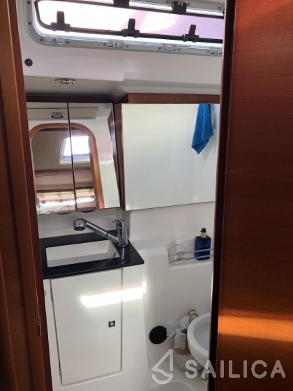 Dufour 40 - Yacht Charter Sailica