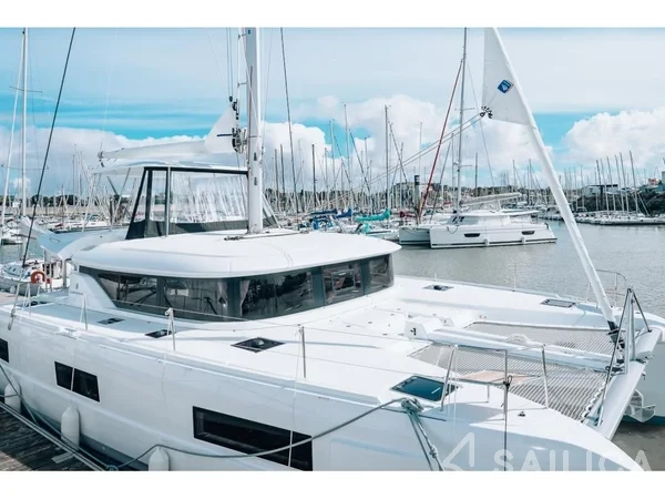 Lagoon 46  - Yacht Charter Sailica