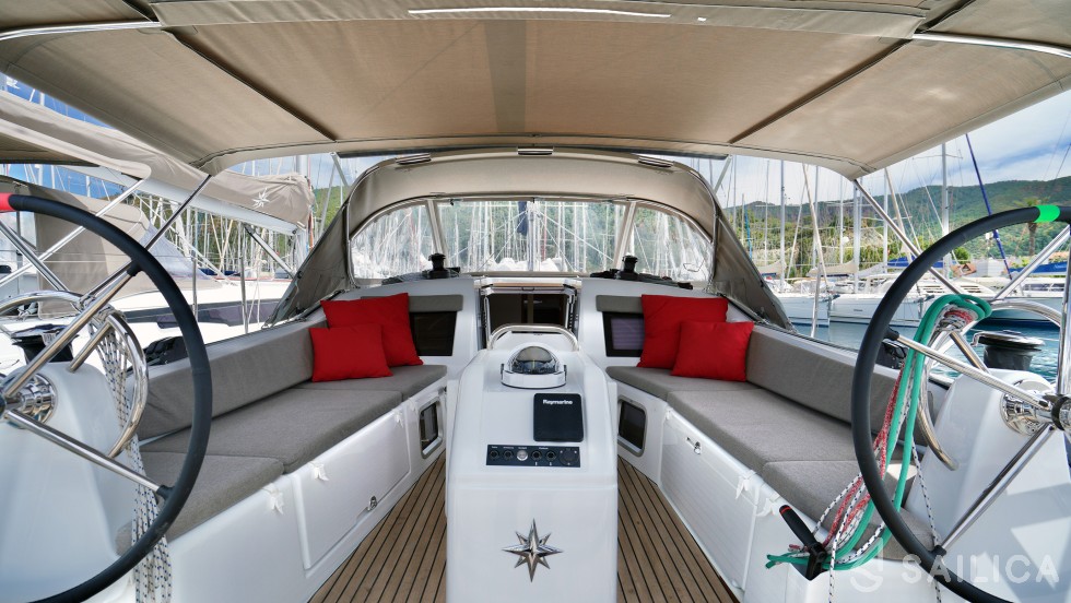 Sun Odyssey 410 - Yacht Charter Sailica