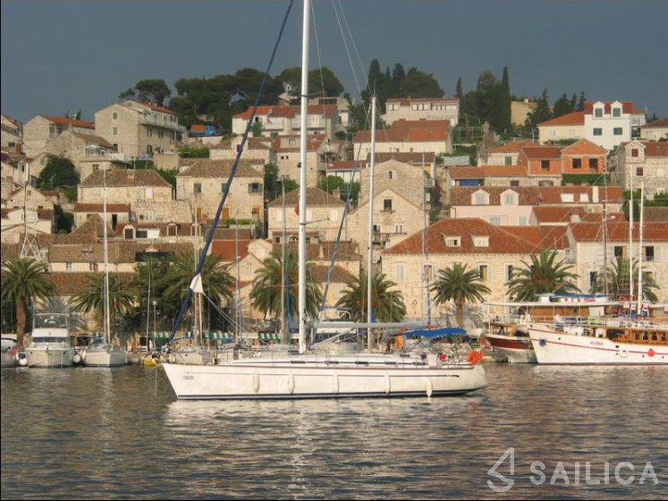 Bavaria 49 - Yacht Charter Sailica