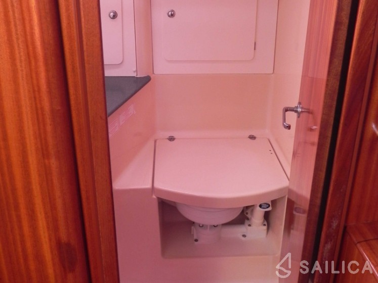 Bavaria 49 - Yacht Charter Sailica