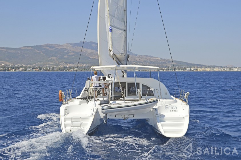 Lagoon 380 S2 - Yacht Charter Sailica