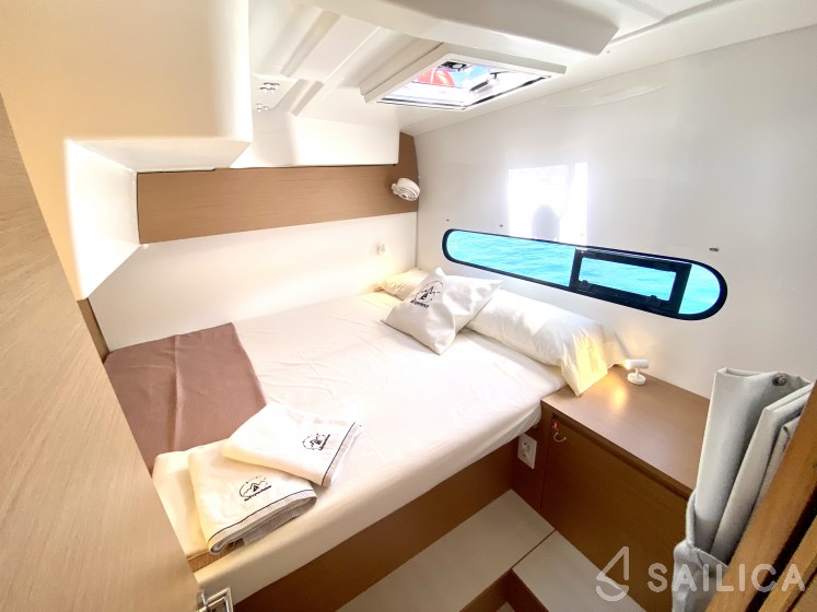 Excess 11 - Yacht Charter Sailica