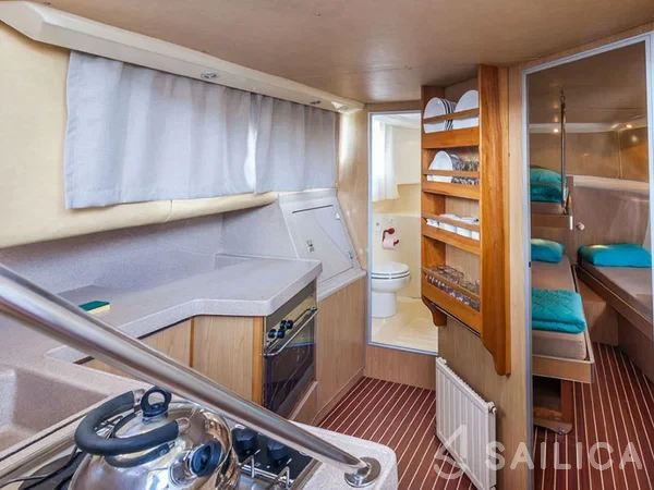 Pénichette 1020 - Yacht Charter Sailica
