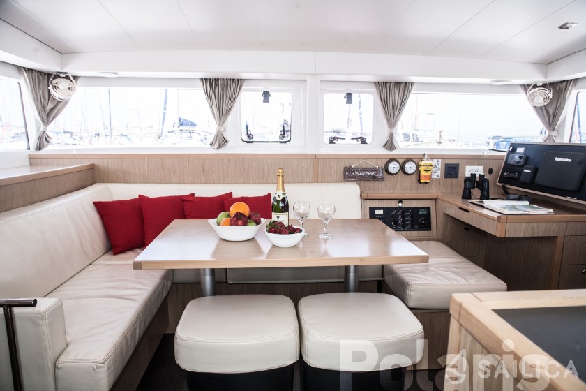 Lagoon 400 S2 - Yacht Charter Sailica