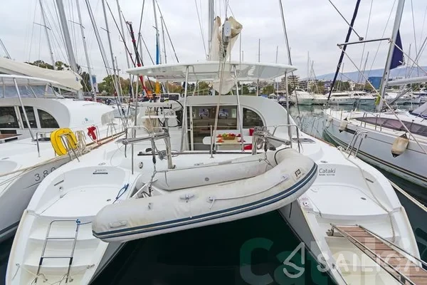 Lagoon 380 S2 - Yacht Charter Sailica
