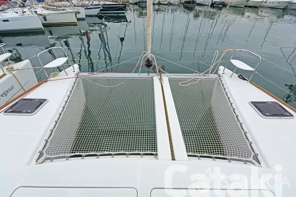 Lagoon 380 S2 - Yacht Charter Sailica