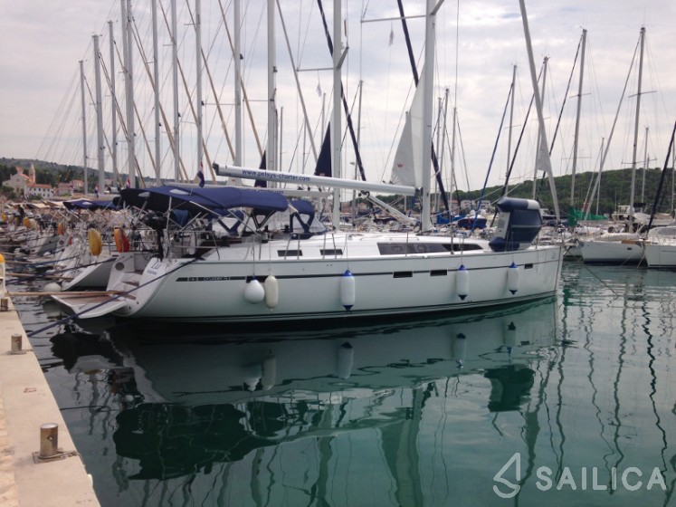 Bavaria 51 Cruiser - Yacht Charter Sailica