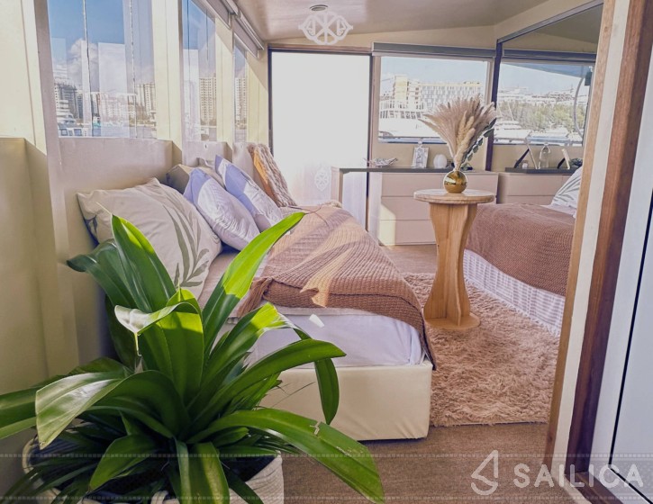 Motoryacht - Yacht Charter Sailica