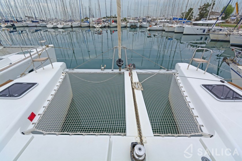 Lagoon 39 - Yacht Charter Sailica