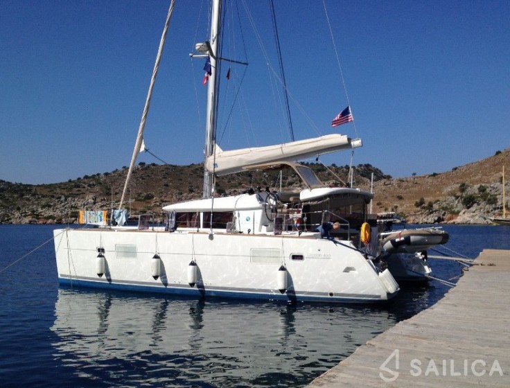 Lagoon 400 - Yacht Charter Sailica