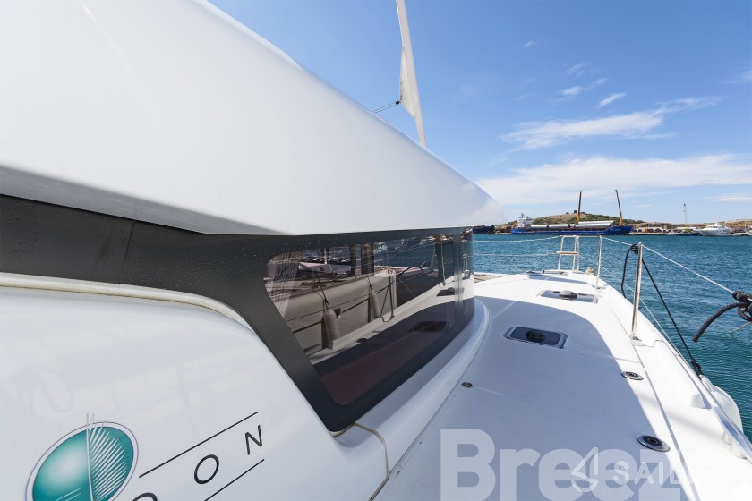 Lagoon 42 - Yacht Charter Sailica