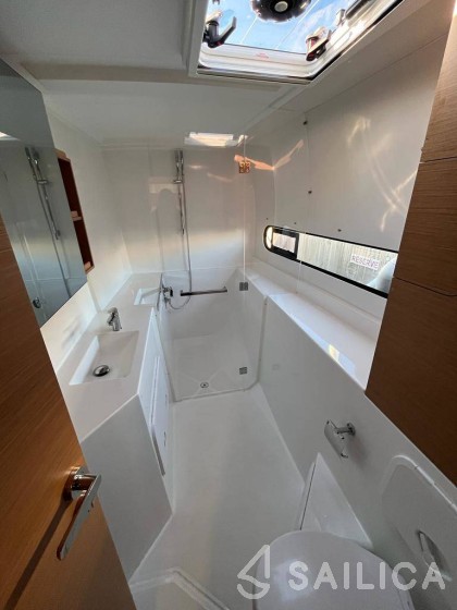 Excess 11 - Yacht Charter Sailica