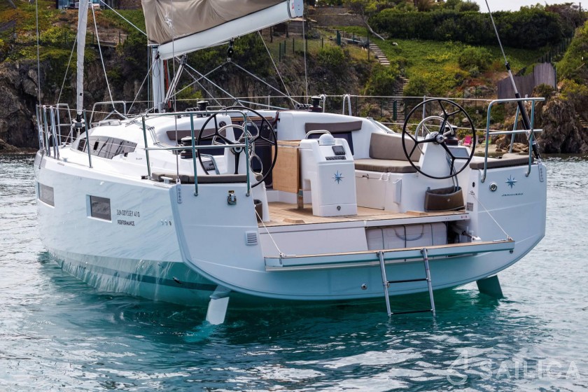 Sun Odyssey 410 - Yacht Charter Sailica
