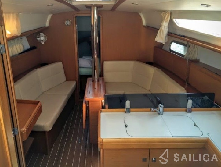 Sun Odyssey 36i - Yacht Charter Sailica