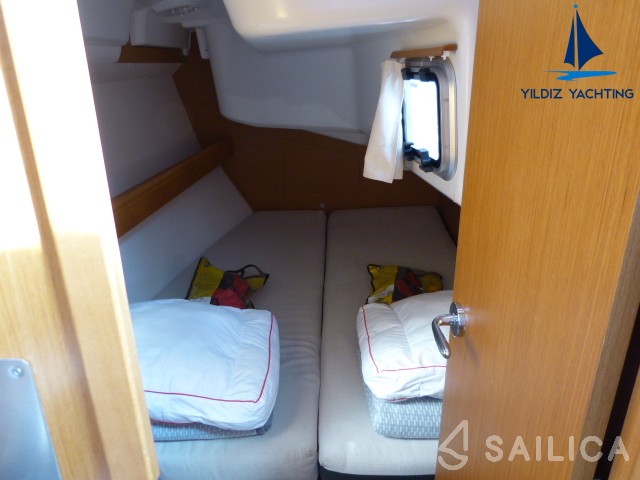 Sun Odyssey 36i - Yacht Charter Sailica