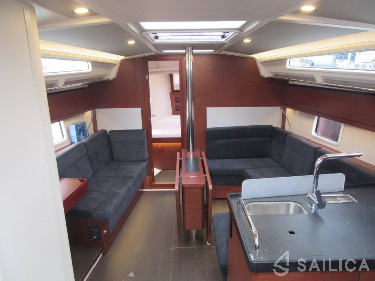 Hanse 388 - Yacht Charter Sailica