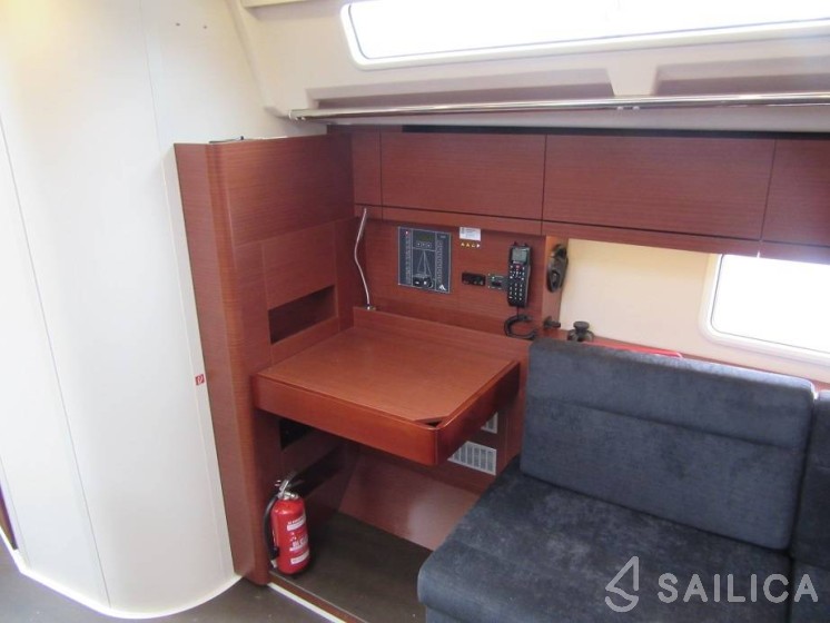 Hanse 388 - Yacht Charter Sailica