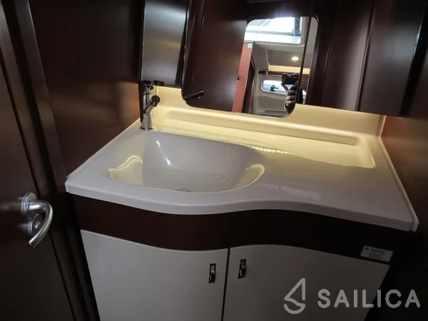 Dehler 34 - Yacht Charter Sailica
