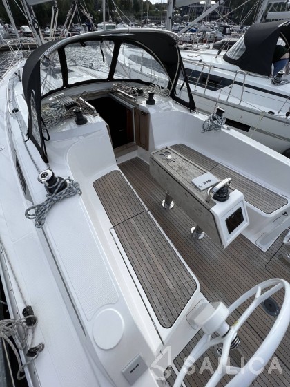 Bavaria C38 - Yacht Charter Sailica
