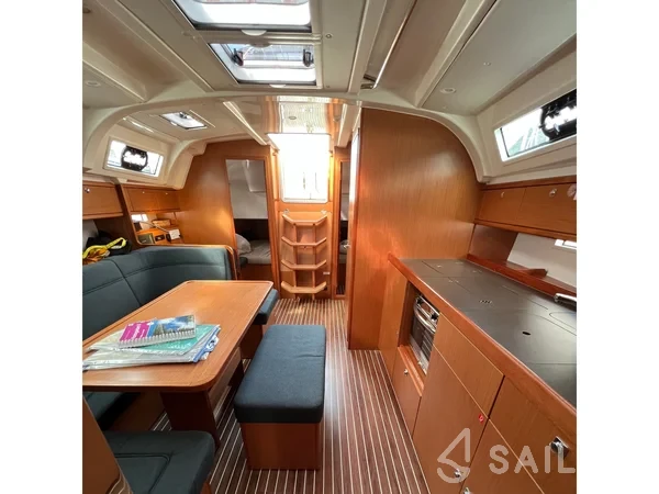 Bavaria C38 - Yacht Charter Sailica