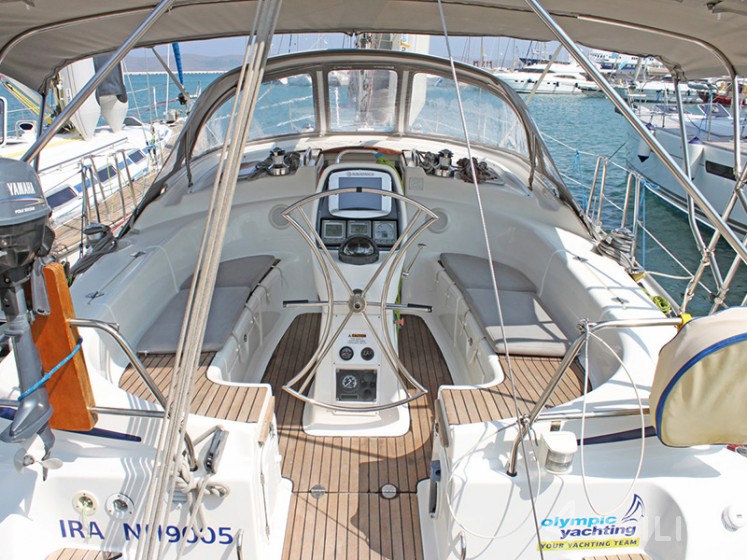 Bavaria 39 Cruiser - Yacht Charter Sailica
