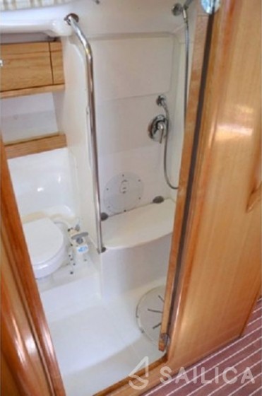 Bavaria 39 Cruiser - Yacht Charter Sailica