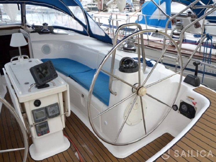 Bavaria 44 - Yacht Charter Sailica
