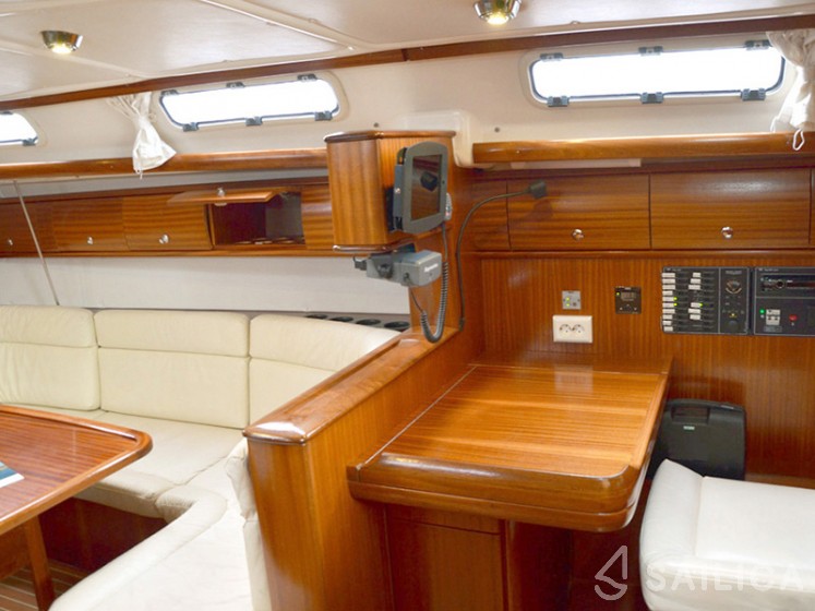 Bavaria 44 - Yacht Charter Sailica