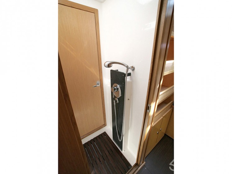 Bavaria 55 Cruiser - Yacht Charter Sailica