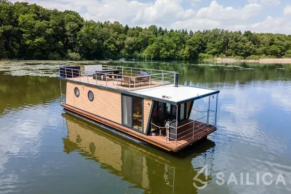 WOMA D13 - Yacht Charter Sailica